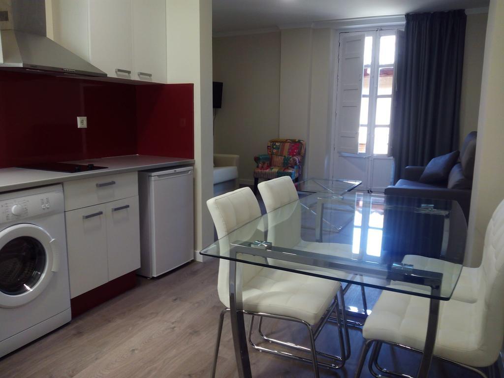 Apartamentos Valentina Deluxe 3000 Granada Ruang foto