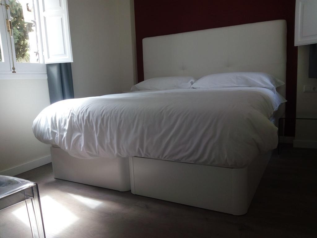 Apartamentos Valentina Deluxe 3000 Granada Ruang foto