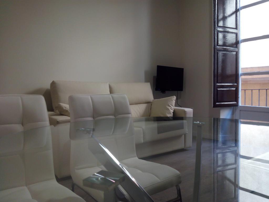 Apartamentos Valentina Deluxe 3000 Granada Ruang foto